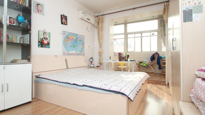 雅菊小区二手房实景图