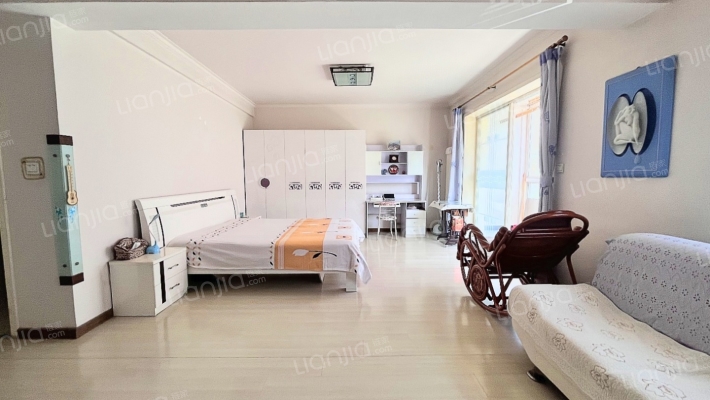 房子集中供暖 复试一跃二适宜各年龄段人群采光户型好-卧室A