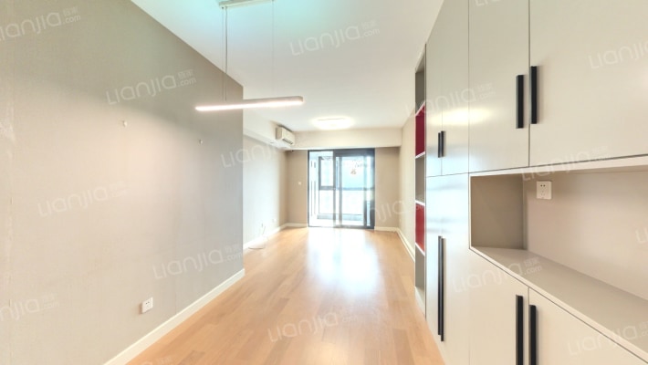 嘉誉山D区二手房实景图