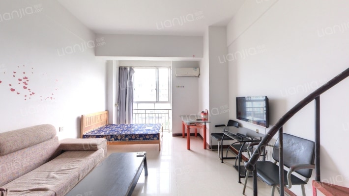 嘉莱假日公寓二手房实景图