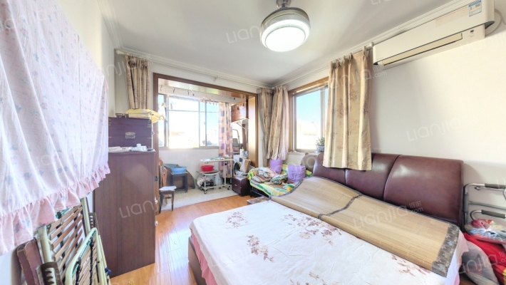 奎照路790弄二手房实景图