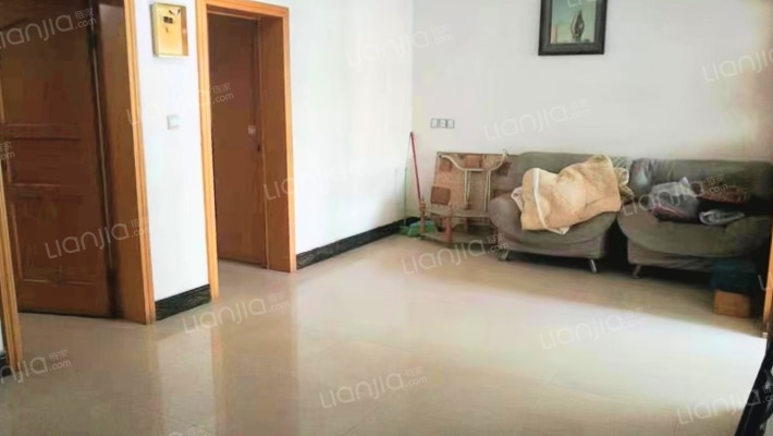 五一路六十三号二手房实景图