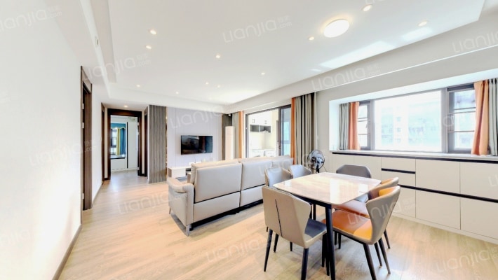 万科森林公园林漫二手房实景图