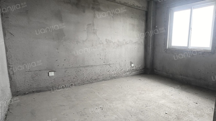 泰鸿香堤澜湾二手房实景图