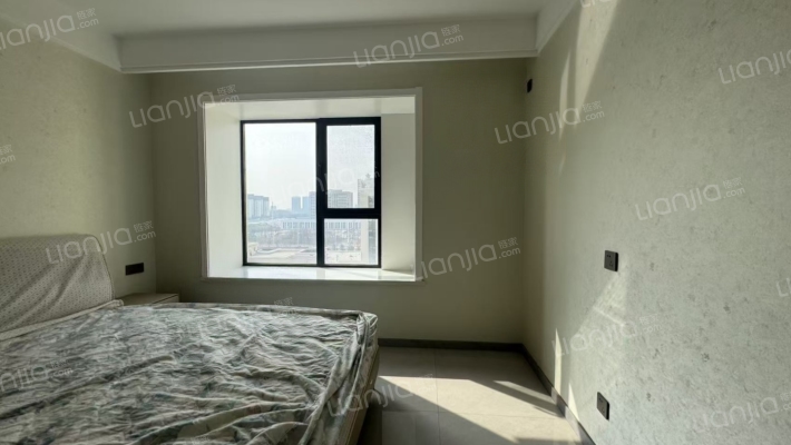 全明格局 户型方正 一梯两户 集中供暖 采光无遮挡-卧室C