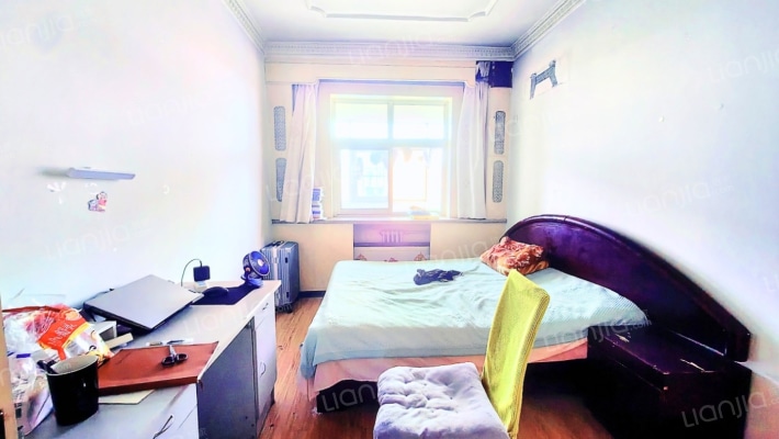 华阳桥东，二康北门，金地小区南北通透大三居-卧室D