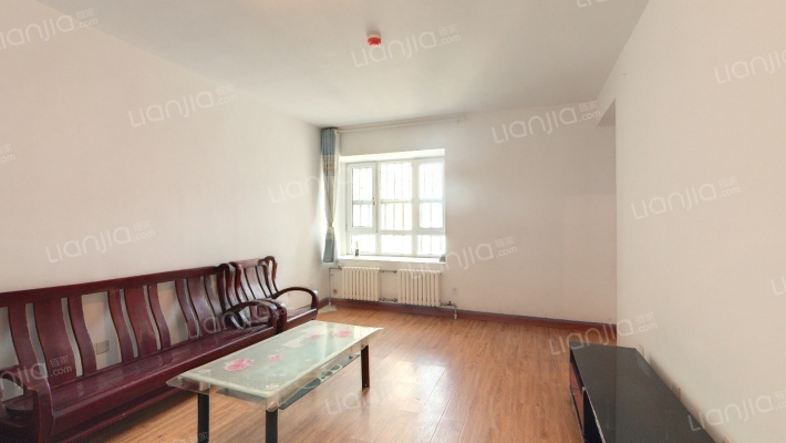 高铁安居小区二手房实景图