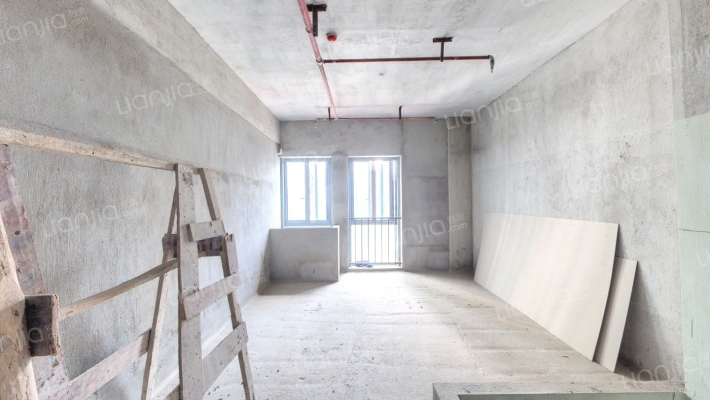 时代广场二手房实景图