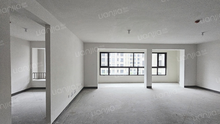 绿城·桃李春风二手房实景图