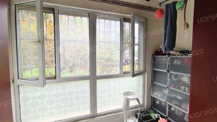 南向格局 楼层好 视野宽阔 适合居住-阳台