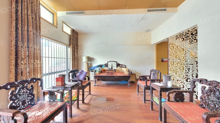 赛杰苑(别墅)二手房实景图