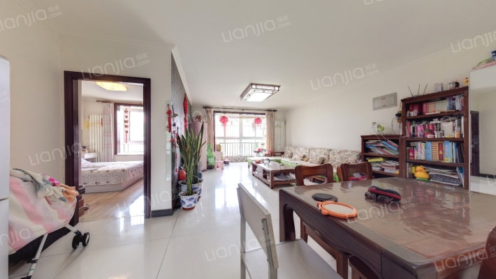 鑫融皓月二手房实景图