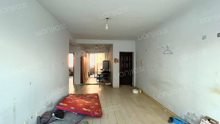 春城家园二手房实景图