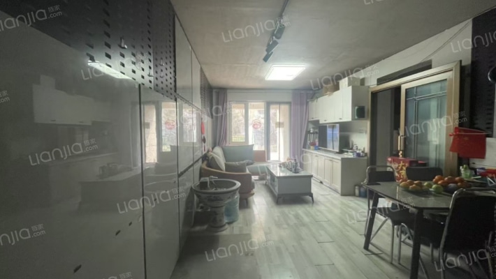 社区规模大 绿化高 居住舒适度高 北京公交直达小区-客厅