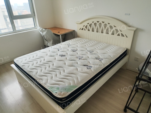 合租·华仁金都华府 4居室 南/北卧