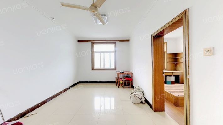 杨桂塘二轻局宿舍楼二手房实景图