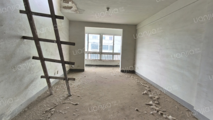 河畔花都二手房实景图