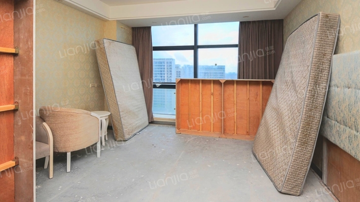 新世界广场二手房实景图