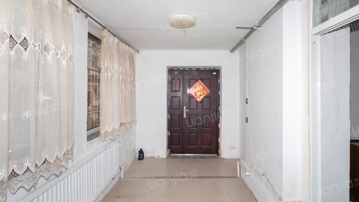 表公司大院二手房实景图