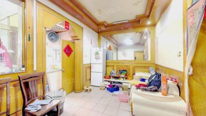 化肥厂宿舍二手房实景图