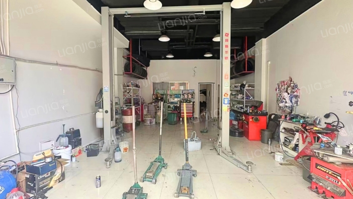 东丽湖万科城湖畔广场二手房实景图