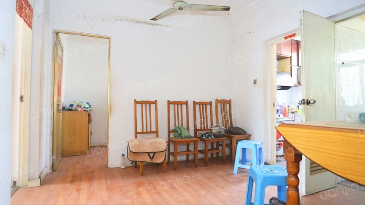 中行小区二手房实景图