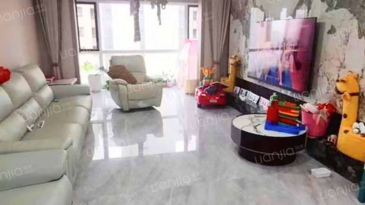 德信御府品质社区，精装修，有房本，不临铁路-客厅