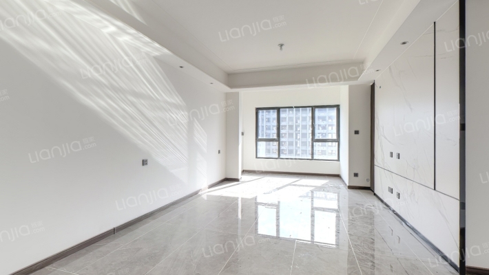 龙湖天璞二手房实景图