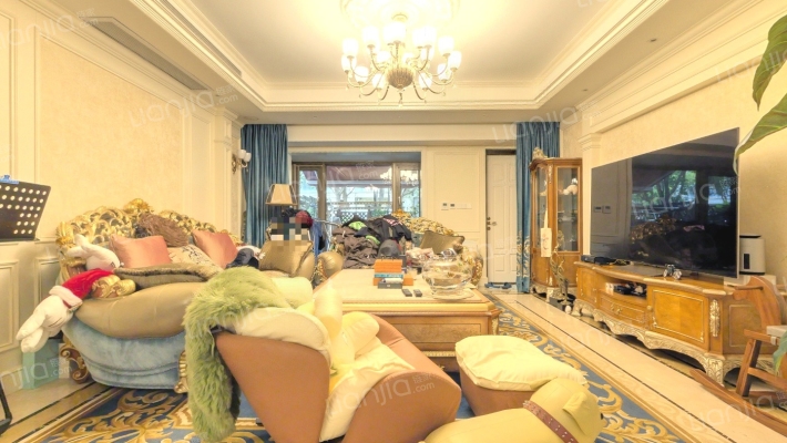 湖畔天下(别墅)二手房实景图