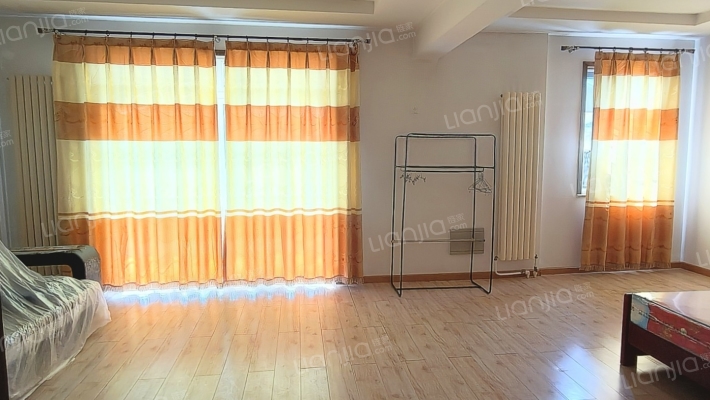 琉璃湖别墅 4室2厅 南 北-卧室A