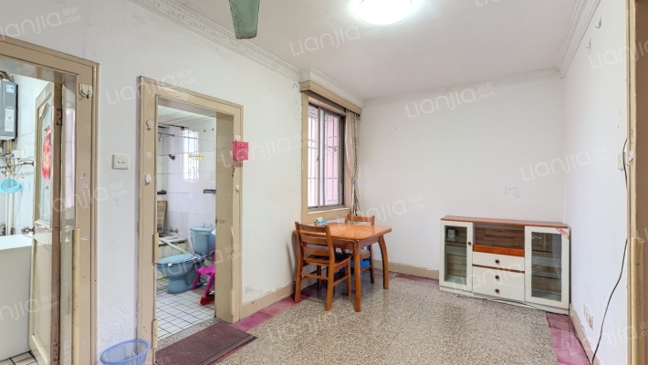 震川东路二手房实景图