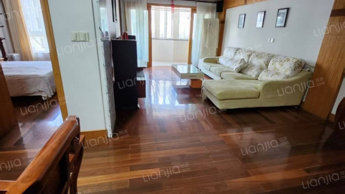 天鹤路22号院二手房实景图