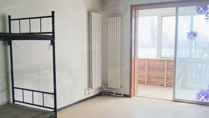 南北大两居， 小区安静又安全、电梯洋房-客厅