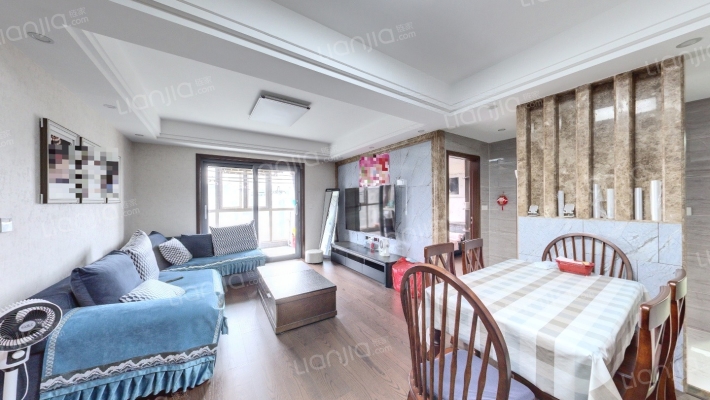 和院峰景二手房实景图