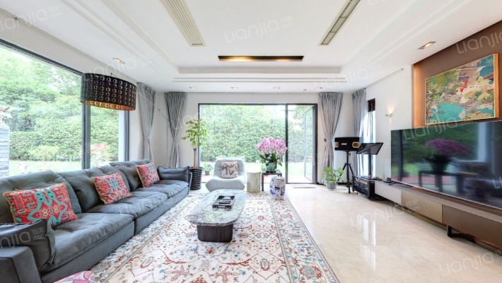 湖畔佳苑(别墅)二手房实景图