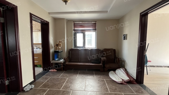 竹语堂 4室3厅 南 北-客厅B