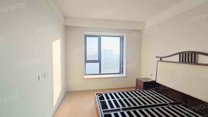 中船的房子，全南两居三阳开泰，中间楼层全天无遮挡-卧室A