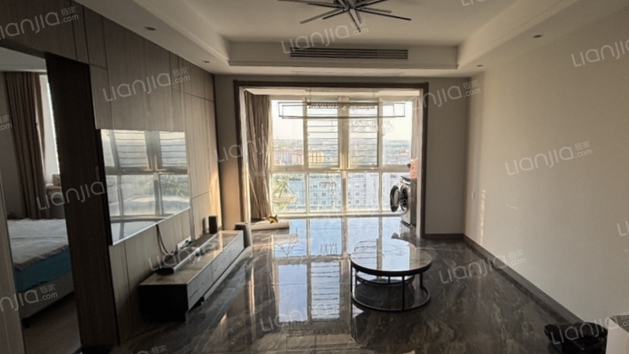 华芳颐景花园二手房实景图