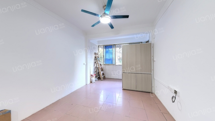 半导体器件厂宿舍二手房实景图