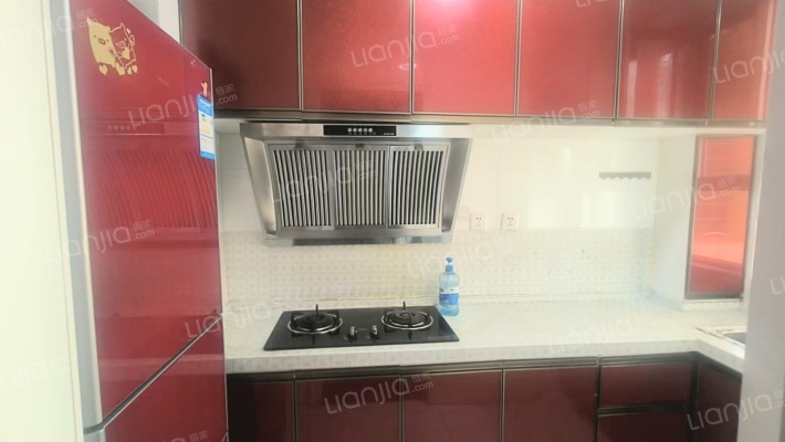 水岸花城一居全南户型方方正正中高楼层采光妥妥滴-厨房