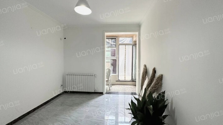 电影公司宿舍二手房实景图