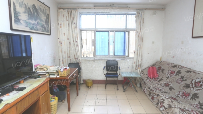 建行家属院二手房实景图