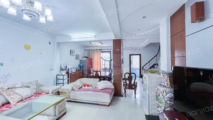 日月星辰二手房实景图