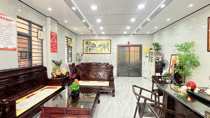 南湖路西一街一巷二手房实景图