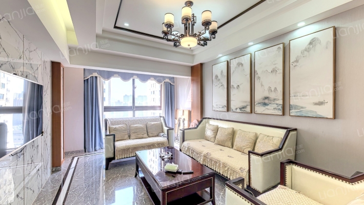 鸿汇名苑二手房实景图