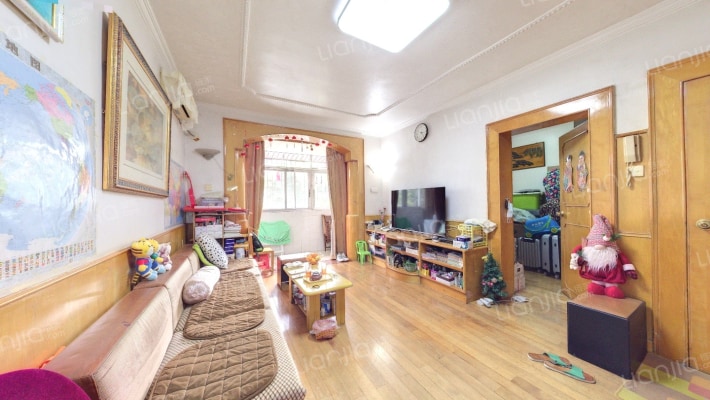 建材公司综合楼二手房实景图