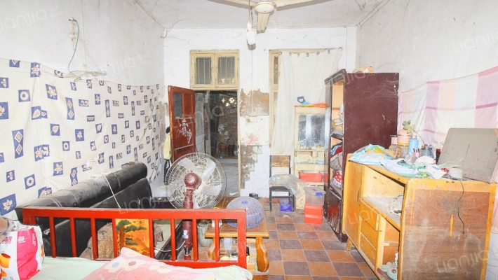 东赵屯路二手房实景图