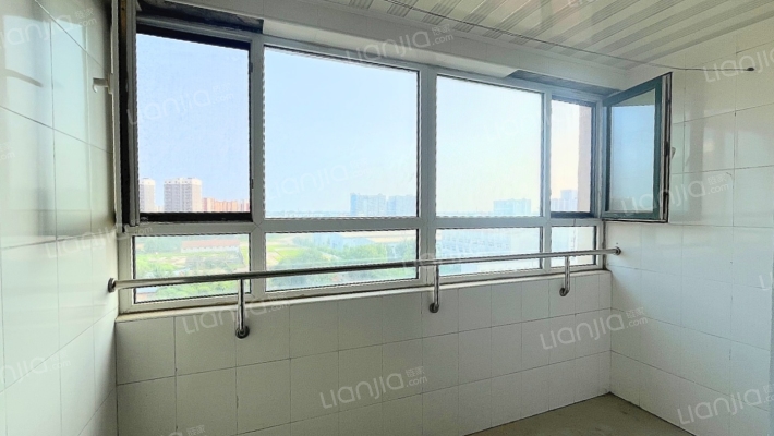 联合一号院 三义双塔 全阳两居 无遮挡-阳台