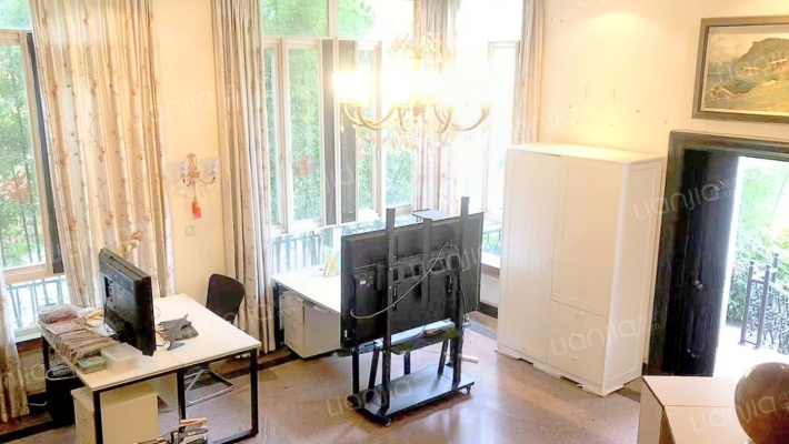 中央花园城市别墅二手房实景图