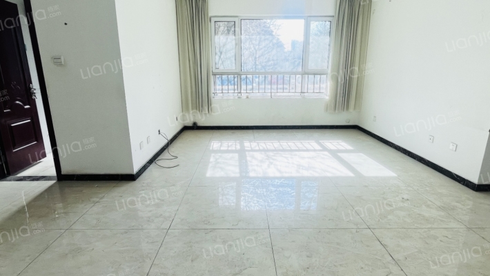 青云国际城二手房实景图